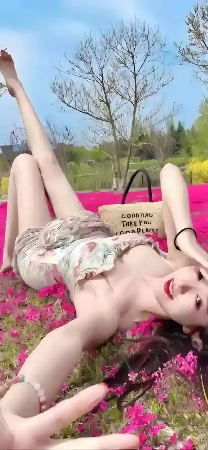365_妺妺窝人体色www看美女_午夜在线电影网