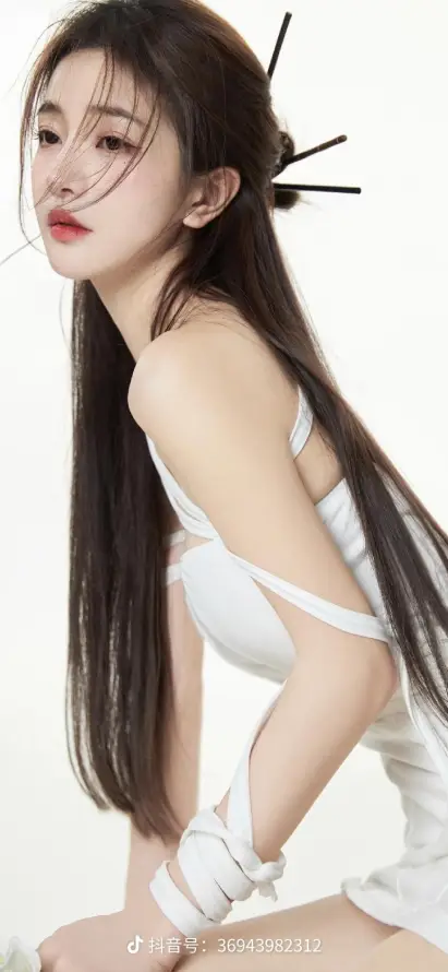 365_妺妺窝人体色www看美女_午夜在线电影网