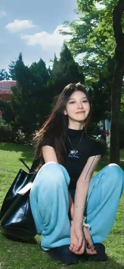 365_妺妺窝人体色www看美女_午夜在线电影网