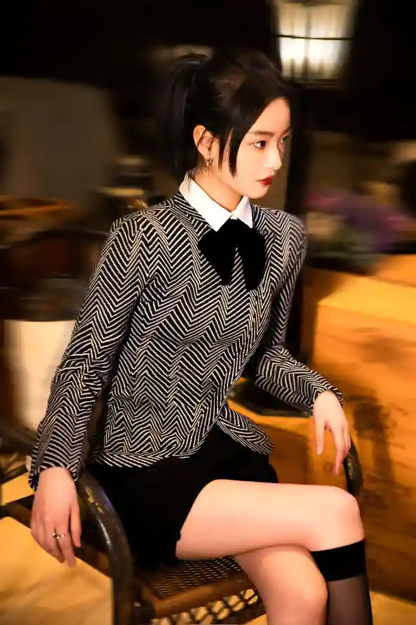 365_妺妺窝人体色www看美女_午夜在线电影网
