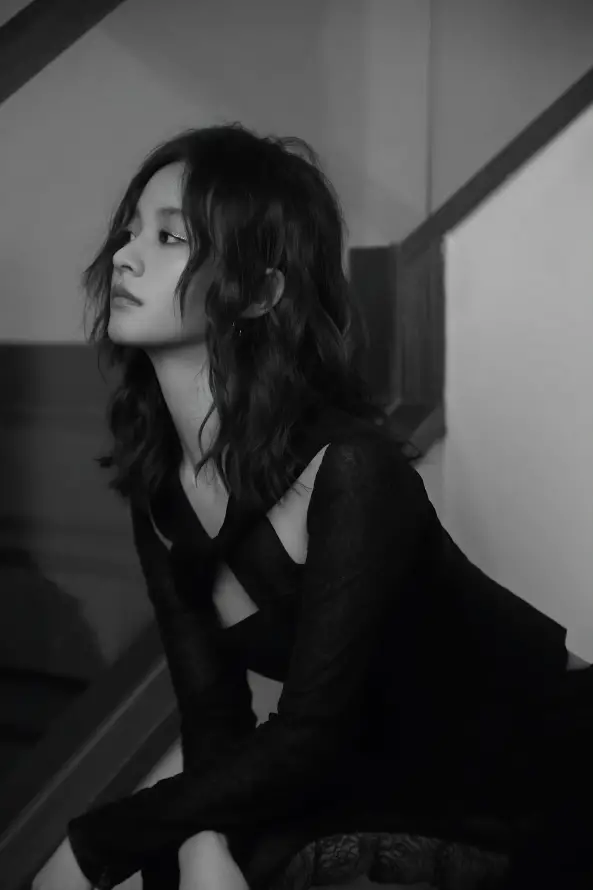 365_妺妺窝人体色www看美女_午夜在线电影网