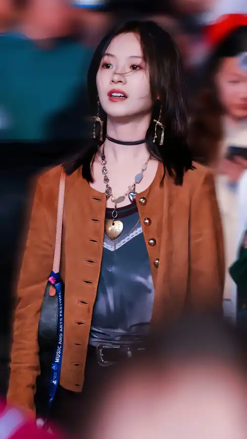 365_妺妺窝人体色www看美女_午夜在线电影网